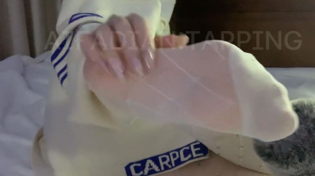 tapping闪耀波纹渔网袜刮擦-[9分钟]